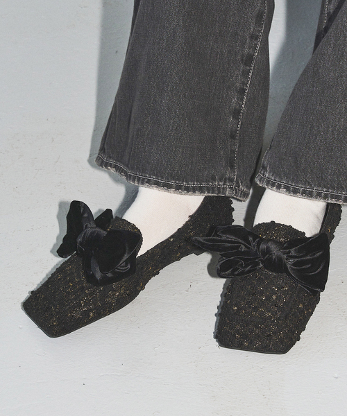 GRISE(グリーズ)の「GRISEワイドスクエアビッグリボンローファー(ローファー・レディース・ゴールド/カーキ/ブラック・23.5cm/24cm/24.5cm/25cm/22cm/22.5cm/23cm)」の9枚目の写真