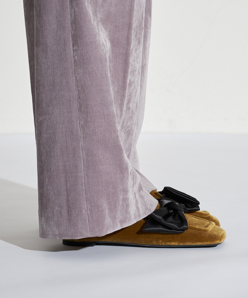 GRISE(グリーズ)の「GRISEワイドスクエアビッグリボンローファー(ローファー・レディース・ゴールド/カーキ/ブラック・23.5cm/24cm/24.5cm/25cm/22cm/22.5cm/23cm)」の15枚目の写真