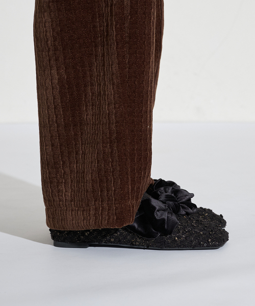 GRISE(グリーズ)の「GRISEワイドスクエアビッグリボンローファー(ローファー・レディース・ゴールド/カーキ/ブラック・23.5cm/24cm/24.5cm/25cm/22cm/22.5cm/23cm)」の18枚目の写真