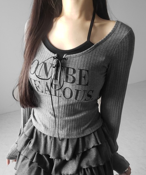 me+em select(ミームセレクト)の「【 クロスネックにできる2WAY 】レースアップフェイクレイヤードロゴカットソートップス / laceup fake layered logo cutsew tops(Tシャツ/カットソー・レディース・グレー/ホワイト/ブラック/ピンク・FREE)」の10枚目の写真