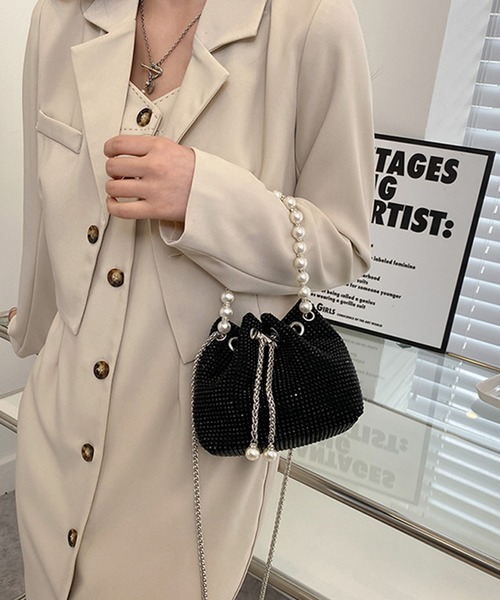 DRESS PLUS（ドレスプラス）の「ラインストーンショルダーバッグ 結婚式（ハンドバッグ・レディース・グレー/シルバー/ブラック・フリー）」の5枚目の写真
