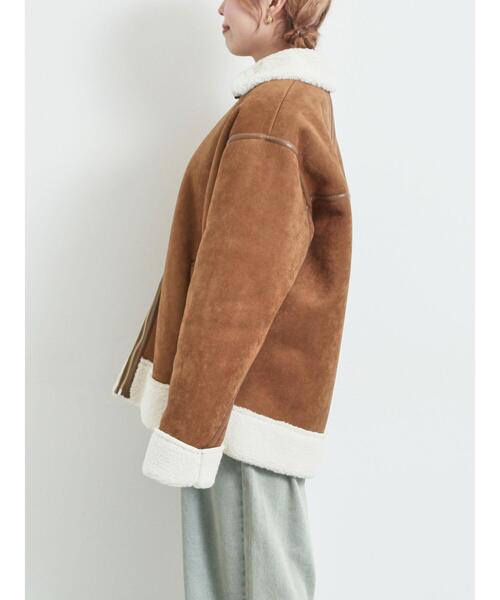 SM2（エスエムツー）の「フェイクムートンフライトジャケット（ノーカラージャケット・レディース・ベージュ/ブラウン/キャメル・F）」の22枚目の写真