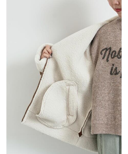 SM2（エスエムツー）の「フェイクムートンフライトジャケット（ノーカラージャケット・レディース・ベージュ/ブラウン/キャメル・F）」の13枚目の写真