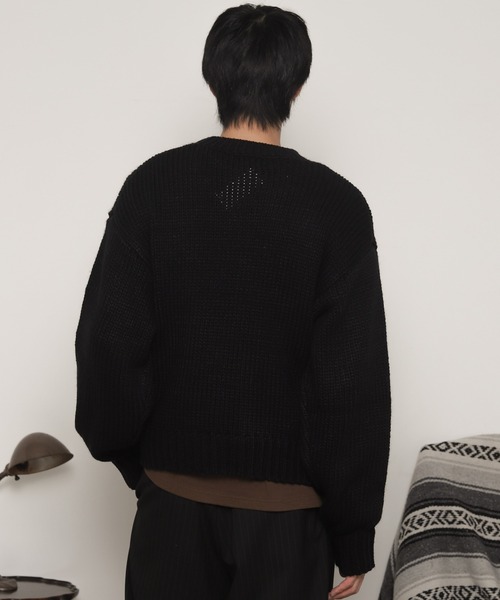 LUCY(ルーシー)の「LUCY/【25年秋冬新作】クロップドチャンキーニットプルオーバー(ニット/セーター・メンズ・レッド/オフホワイト/ブラック・FREE)」の9枚目の写真