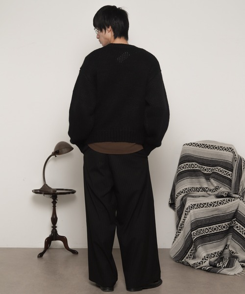 LUCY(ルーシー)の「LUCY/【25年秋冬新作】クロップドチャンキーニットプルオーバー(ニット/セーター・メンズ・レッド/オフホワイト/ブラック・FREE)」の13枚目の写真