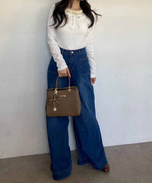 Mejoul（メジュール）の「【2026春夏新作】ポケットデザイン ハイウエストワイドフレアデニムパンツ（デニムパンツ・レディース・ネイビー/ホワイト・M/L）」の20枚目の写真