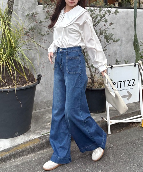 Mejoul（メジュール）の「【2026春夏新作】ポケットデザイン ハイウエストワイドフレアデニムパンツ（デニムパンツ・レディース・ネイビー/ホワイト・M/L）」の13枚目の写真