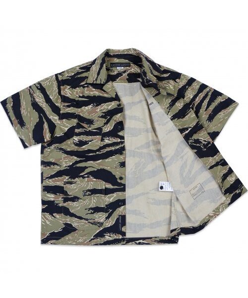 DIAFVINE(ディアフバイン)の「DV.LOT 685 Multi Pocket Shirt -Tiger Stripe Camo Green-(シャツ/ブラウス・メンズ・その他・XX-LARGE/LARGE/X-LARGE)」の2枚目の写真