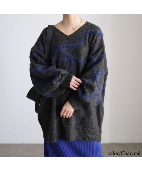 GOLDJAPAN（ゴールドジャパン）の「メランジラインVネックニットチュニック【大きいサイズ対応】（チュニック・レディース・チャコール/ブラック/杢グレー・LL～3L/4L～5L）」の4枚目の写真