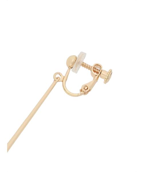 Te chichi（テチチ）の「スイングモチーフパールイヤリング（ピアス（両耳用）・レディース・ゴールド・F）」の4枚目の写真