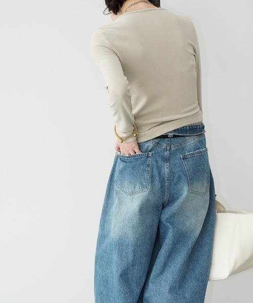 chuclla（チュクラ）の「アシンメトリーボタンライントップス chw26s024（Tシャツ/カットソー・レディース・ホワイト/ライトベージュ/ブラック・FREE）」の10枚目の写真