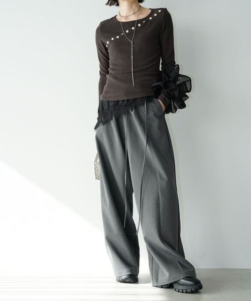 chuclla（チュクラ）の「アシンメトリーボタンライントップス chw26s024（Tシャツ/カットソー・レディース・ホワイト/ライトベージュ/ブラック・FREE）」の14枚目の写真