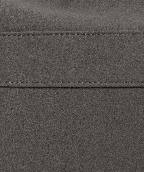 UNITED ARROWS(ユナイテッドアローズ)の「スエードライク ガーメント バッグ(スーツケース/キャリーバッグ・メンズ・ダークグレー/グレー系・FREE)」の12枚目の写真