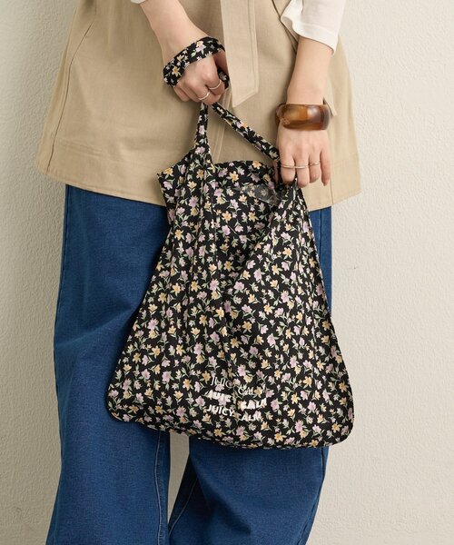 Omekashi（オメカシ）の「花柄トートバッグ（トートバッグ・レディース・ホワイト/ブラック・ONE SIZE）」の2枚目の写真