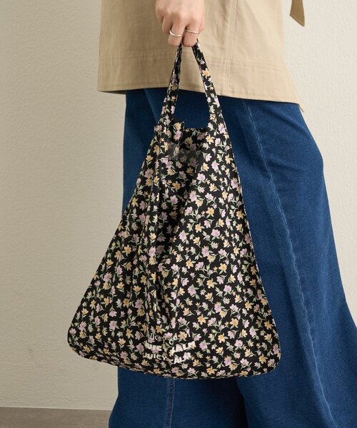 Omekashi（オメカシ）の「花柄トートバッグ（トートバッグ・レディース・ホワイト/ブラック・ONE SIZE）」の8枚目の写真