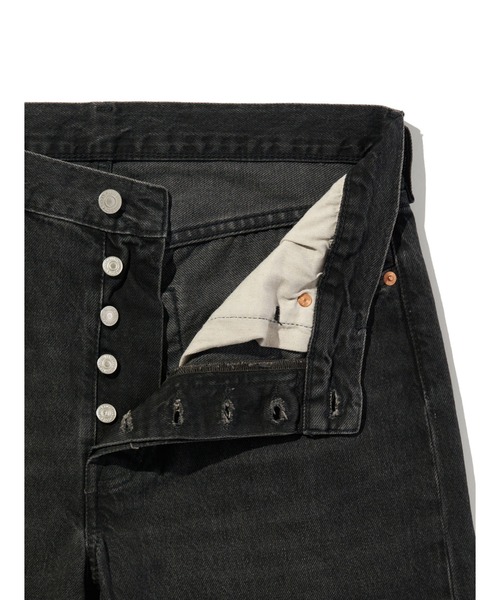 Levi's(リーバイス)の「Levi's/リーバイス 501(R) ORIGINAL ジーンズ ブラック(デニムパンツ・メンズ・ブラック・W36 L32/W34 L32/W33 L32/W32 L32/W31 L32/W30 L32/W29 L32/W28 L32)」の9枚目の写真