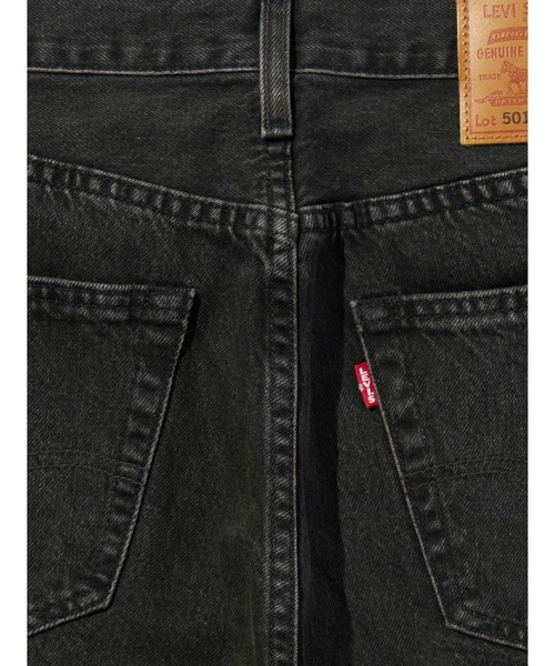 Levi's(リーバイス)の「Levi's/リーバイス 501(R) ORIGINAL ジーンズ ブラック(デニムパンツ・メンズ・ブラック・W36 L32/W34 L32/W33 L32/W32 L32/W31 L32/W30 L32/W29 L32/W28 L32)」の11枚目の写真