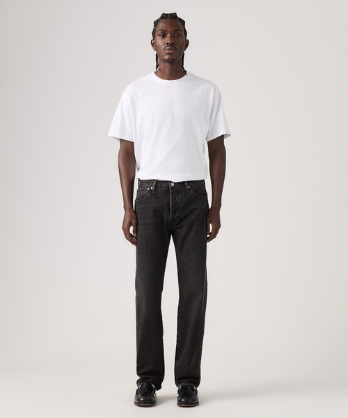 Levi's(リーバイス)の「Levi's/リーバイス 501(R) ORIGINAL ジーンズ ブラック(デニムパンツ・メンズ・ブラック・W36 L32/W34 L32/W33 L32/W32 L32/W31 L32/W30 L32/W29 L32/W28 L32)」の2枚目の写真