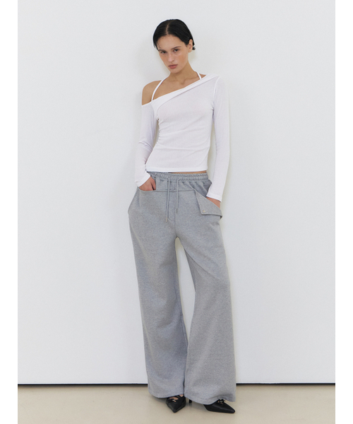 ETMON(エトモン)の「Twisted Halter T-Shirt, Ivory(Tシャツ/カットソー・レディース・その他・FREE)」の5枚目の写真