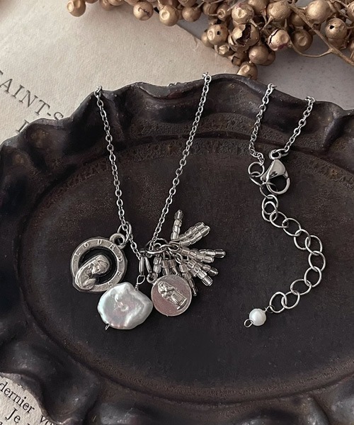 mallelabrocante/マルラブロカント】聖母マリア ヴィンテージメダイの