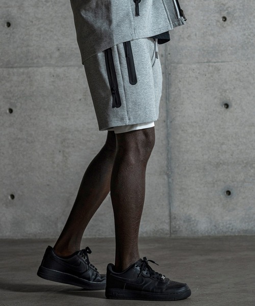 1PIU1UGUALE3  RELAX （ウノピゥウノウグァーレトレ リラックス）の「1PIU1UGUALE3 RELAX(ウノピゥウノウグァーレトレ リラックス)バーティカルポケット テックショートパンツ（その他パンツ・メンズ・グレー/ブラック/ホワイト・S/M/L/XL/XXL）」の21枚目の写真