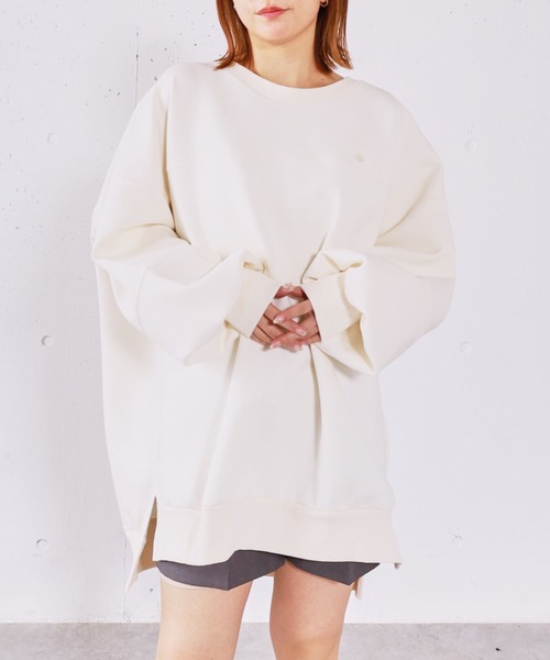 archives(アルシーヴ)の「ダンボールBIGプルオーバー(スウェット・レディース・アイボリー/ブラック/グレー・MEDIUM)」の2枚目の写真