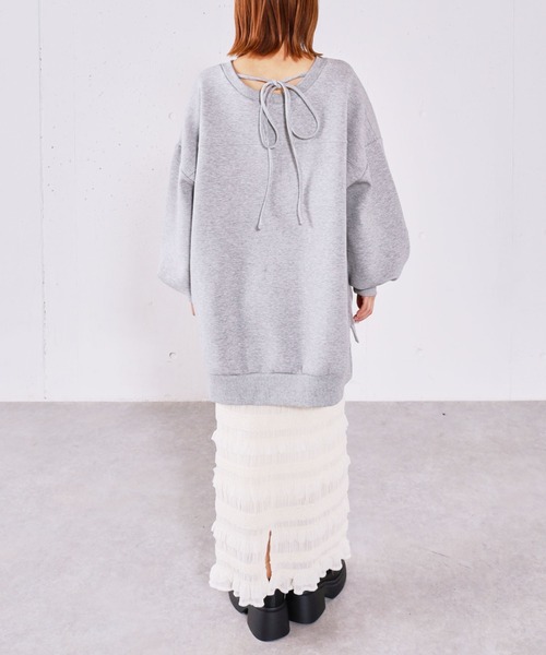 archives(アルシーヴ)の「ダンボールBIGプルオーバー(スウェット・レディース・アイボリー/ブラック/グレー・MEDIUM)」の4枚目の写真