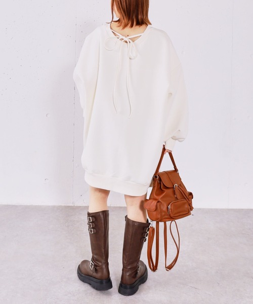 archives(アルシーヴ)の「ダンボールBIGプルオーバー(スウェット・レディース・アイボリー/ブラック/グレー・MEDIUM)」の16枚目の写真