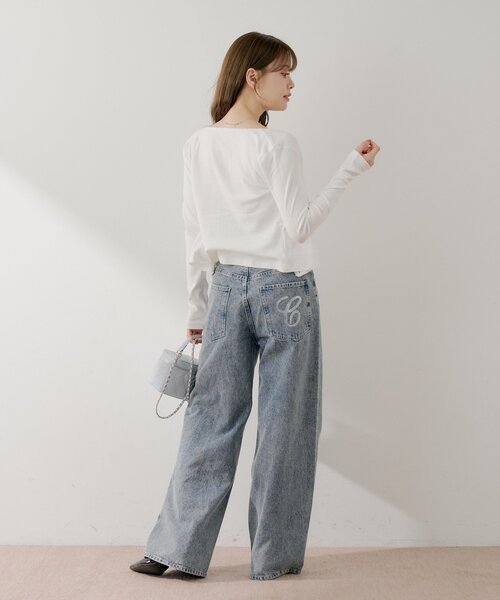 Chico（チコ）の「ラインストーンロゴワイドデニムパンツ（デニムパンツ・レディース・ブルー系その他6/ネイビー/ブルー系その他・MEDIUM/SMALL）」の8枚目の写真