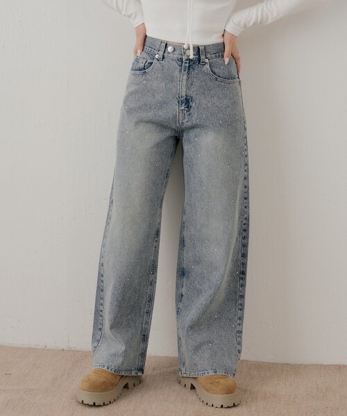 Chico（チコ）の「ラインストーンロゴワイドデニムパンツ（デニムパンツ・レディース・ブルー系その他6/ネイビー/ブルー系その他・MEDIUM/SMALL）」の10枚目の写真