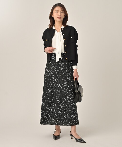 UNTITLED（アンタイトル）の「リラックスボウタイブラウス（シャツ/ブラウス・レディース・ライトブルー/チャコールグレー/オフホワイト・44/02/50/48/04/00）」の7枚目の写真