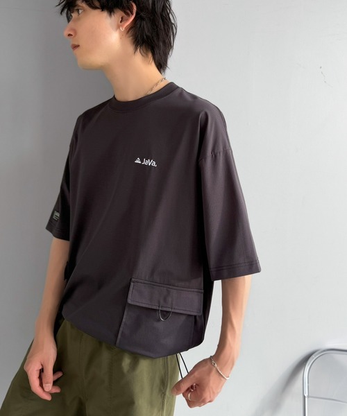 Java(ジャバ)の「【接触冷感・吸水速乾機能付き】《JaVaジャバコラボ》便利なBIGポケット&裾ドローコード付き!高機能マイクロメッシュTシャツ(Tシャツ/カットソー・メンズ・ベージュ/ブラック/グレー・LARGE/MEDIUM/SMALL)」の20枚目の写真