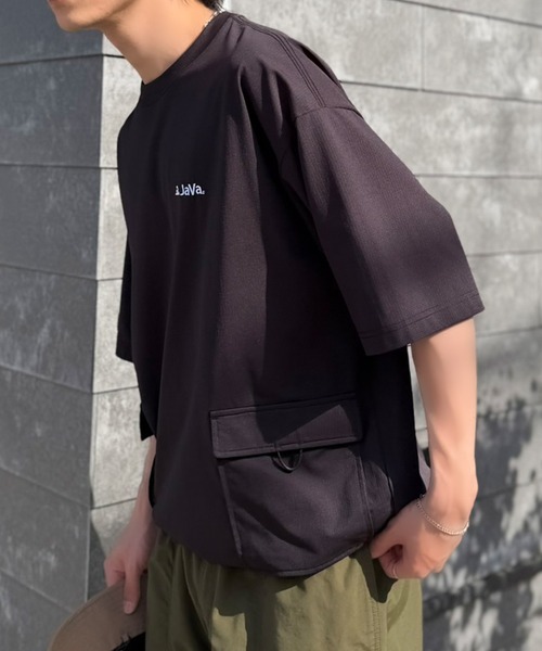 Java(ジャバ)の「【接触冷感・吸水速乾機能付き】《JaVaジャバコラボ》便利なBIGポケット&裾ドローコード付き!高機能マイクロメッシュTシャツ(Tシャツ/カットソー・メンズ・ベージュ/ブラック/グレー・LARGE/MEDIUM/SMALL)」の5枚目の写真