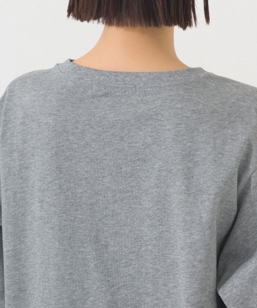 OMNES(オムネス)の「ロゴプリント長袖Tシャツ Massachusetts(Tシャツ/カットソー・レディース・グリーン/ライトグレー/ホワイト/ベージュ/チャコールグレー・FREE)」の12枚目の写真