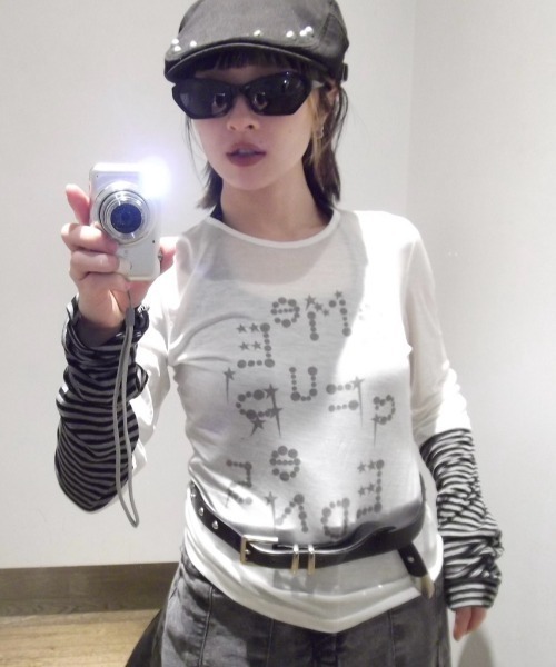 JEANASIS(ジーナシス)の「【25quee】ソデキリカエシアーTEE LS/655820(Tシャツ/カットソー・レディース・ブラック系その他/ブルー系その他/ホワイト系その他・FREE)」の2枚目の写真