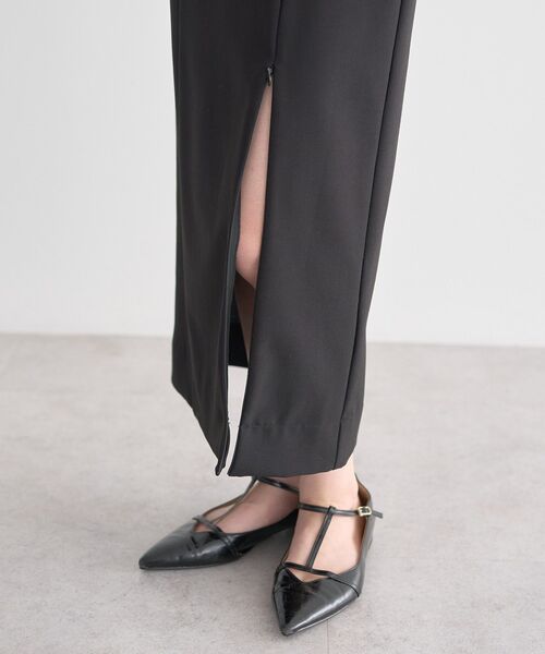 earth music&ecology（アースミュージックアンドエコロジー）の「ジップスリットIラインスカート（スカート・レディース・ブラック/ベージュ/グレー・M/S）」の16枚目の写真