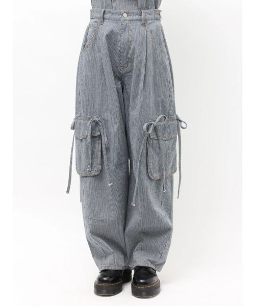 jouetie（ジュエティ）の「ルーズポケットリボンデニム【セットアップ対応】（デニムパンツ・レディース・ブルー/ブラック/インディゴブルー・MEDIUM）」の15枚目の写真