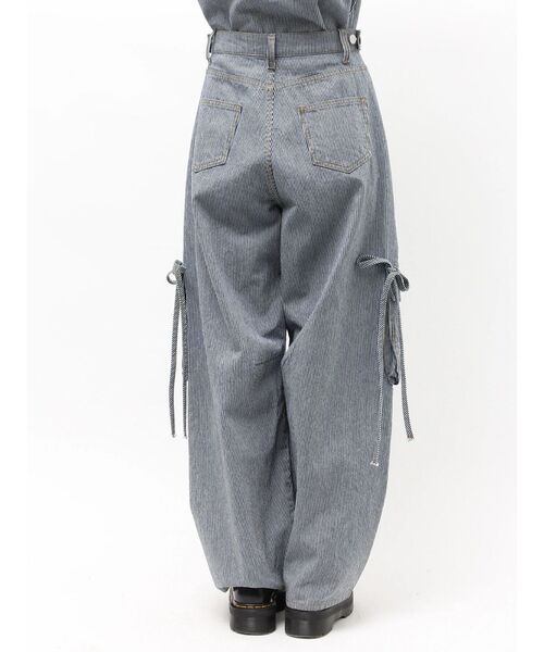 jouetie（ジュエティ）の「ルーズポケットリボンデニム【セットアップ対応】（デニムパンツ・レディース・ブルー/ブラック/インディゴブルー・MEDIUM）」の17枚目の写真