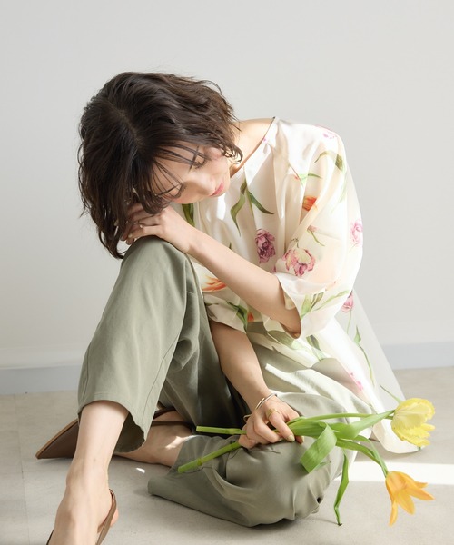 KATHARINE ROSS（キャサリンロス）の「【KATHARINE ROSS】チューリッププリントブラウス（シャツ/ブラウス・レディース・ネイビー/アイボリー・FREE）」の7枚目の写真