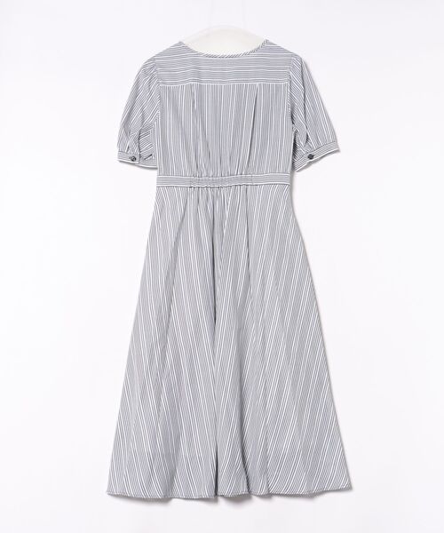 STRAWBERRY-FIELDS（ストロベリーフィールズ）の「【元宝塚トップ娘役 舞空瞳さん着用】キャンディストライプ_ストライプノーカラーフィット＆フレアーワンピース（ワンピース・レディース・ブルー/ブラック・1/2）」の15枚目の写真