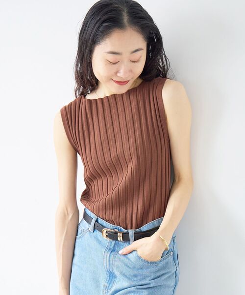 le.coeur blanc(ルクールブラン)の「ボートネックノースリリブニット(ニット/セーター・レディース・ブラウン/オフホワイト/オレンジ/ブラック/グレイッシュベージュ・38)」の8枚目の写真