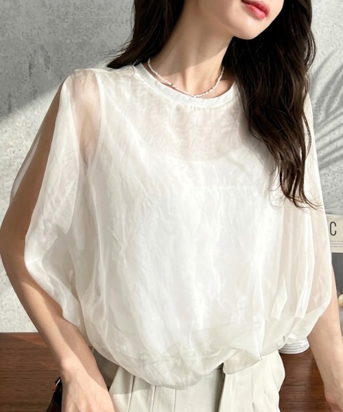 Eclat one(エクラワン)の「【Eclat one】オーガンジー ドッキング バルーンシルエット トップス(Tシャツ/カットソー・レディース・モカ/オフホワイト/グレー/ブラック・M)」の2枚目の写真