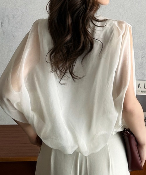 Eclat one(エクラワン)の「【Eclat one】オーガンジー ドッキング バルーンシルエット トップス(Tシャツ/カットソー・レディース・モカ/オフホワイト/グレー/ブラック・M)」の9枚目の写真
