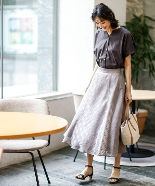 ANY SIS(エニィスィス)の「【美ライン大人T】裾タックゆる プルオーバー(Tシャツ/カットソー・レディース・グレー系/ホワイト系/ピンク系/スカイブルー系・MEDIUM)」の12枚目の写真