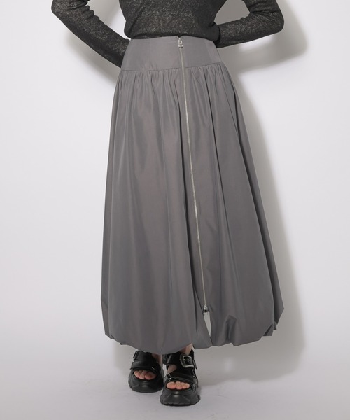 PAGEBOY（ページボーイ）の「ZIPバルーンロングスカート（スカート・レディース・ブラック/チャコールグレー・FREE）」の2枚目の写真
