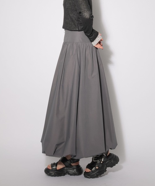 PAGEBOY（ページボーイ）の「ZIPバルーンロングスカート（スカート・レディース・ブラック/チャコールグレー・FREE）」の12枚目の写真