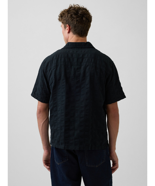 GAP(ギャップ)の「ドビー リラックスフィット ストレートヘムシャツ(シャツ/ブラウス・メンズ・ホワイト/ブラック・XS/S/M/L/XL)」の8枚目の写真