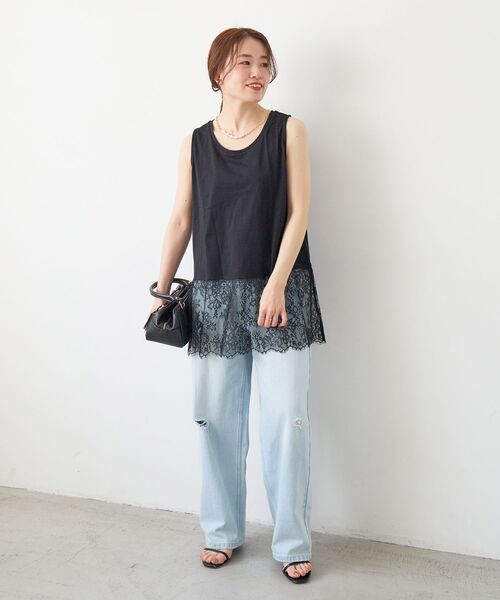 le.coeur blanc（ルクールブラン）の「裾レースタンク（タンクトップ・レディース・オフホワイト/ブラック・38）」の3枚目の写真