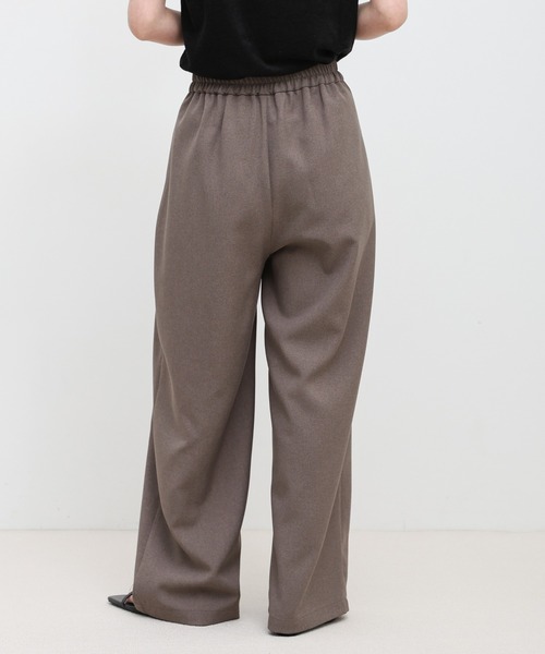 select MOCA(セレクトモカ)の「リネンタッチタックワイドパンツ【セットアップ対応可】(スラックス・レディース・ベージュ/ブラウン/ブラック・LARGE/MEDIUM)」の14枚目の写真