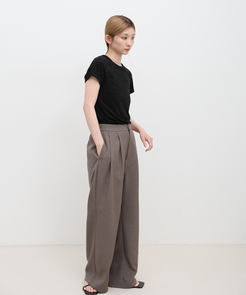 select MOCA(セレクトモカ)の「リネンタッチタックワイドパンツ【セットアップ対応可】(スラックス・レディース・ベージュ/ブラウン/ブラック・LARGE/MEDIUM)」の11枚目の写真